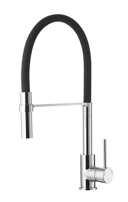 Emma Küchenarmatur in Chrom mit schwarzem Flexschlauch – farbenfrohe Revolution für moderne Küchenspülen, funktional und stilvoll.