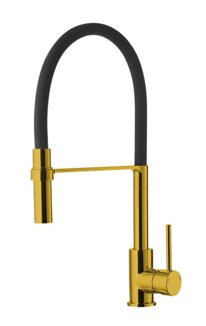 Goldene Emma Küchenarmatur mit schwarzem Flexschlauch – luxuriöser Wasserhahn für farbenfrohe Küchenspülen mit innovativer Funktionalität.